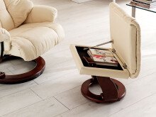 Relaxsessel >Carl I< mit Hocker, bis 130 kg belastbar, drehbarer Fernsehsessel mit Liegefunktion, Echtleder creme, Gestell Holz walnuss
